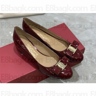 Ferragamo Heel 3.5cm Vara Pumps in patent leather with leather bow Burgundy