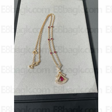 bvlgari divas' dream necklace with red diamond 2023 