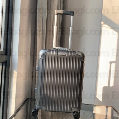 rimowa suitcase metallic gray 2022