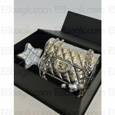 chanel Metallic Mirror Calfskin, Metallic Lambskin & Gold-Tone Metal Mini Flap Bag & Star Coin Purse AS4646 silver 2024(original quality)