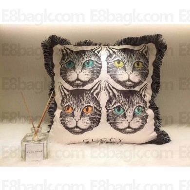 GUCCI SILK PILLOW 04