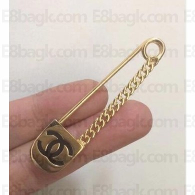 Chanel Vintage Pin A97611 Gold 2018