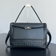 Bottega Veneta large Andiamo Messenger bag BLACK 2025