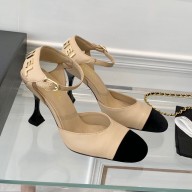 Chanel Lambskin Muse High-heeled sandals in Apricot Cs183