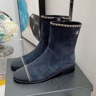 Chanel Suede Chain boots in dark blue Cs193