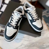 Chanel Silk cowhide sports shoes in white/black   Cs200