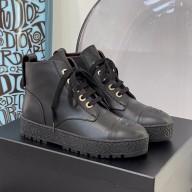 Chanel Calfskin Lace-up sports boots in black   Cs204