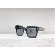 FENDI sunglasses FE40101I-02 2024