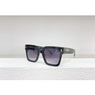 FENDI sunglasses FE40101I-03 2024