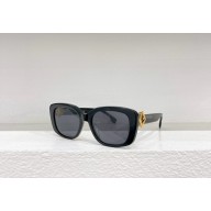 FENDI sunglasses FE40138I-06 2024