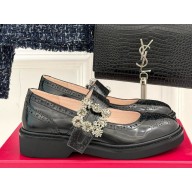 ROGER VIVIER Viv Rangers Flower Leather Loafers black 2025