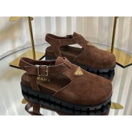 Prada Fussbett Suede Buckle Clogs with signature logo triangle brown 2025