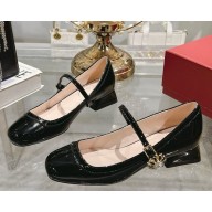 Roger Vivier Très Vivier Mary Janes in patent leather black 2025