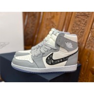 DIOR X NIKE AIR JORAND 1 HIGH OG Sneakers