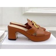 DIOR 30 Montaigne Platform Slide BROWN 2024