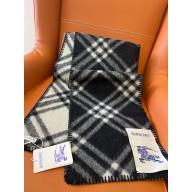 Burberry Check Wool Scarf 182 x 30cm 01 2025