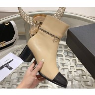 Chanel ankle Boots calfskin with chain black/beige 1025-2024
