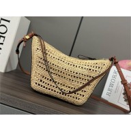 Loewe medium Pebble bucket in smooth calfskin Vetiver Tan/Natural 2024