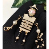 Chanel Brooch A58713 Gold/White/Black 2018