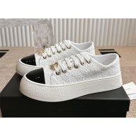 Chanel WHITE Glittered Tweed & Patent Calfskin Sneakers G46620 2025