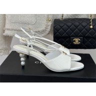 Chanel Heel 6cm Patent Lambskin & Imitation Pearls sandals white 2024