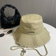 Jacquemus Le bob Gadjo Bucket Hat khaki 2024