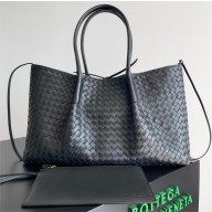 bottega veneta MEDIUM Intrecciato silky calf leather Pinacoteca BAG  Black/fondant 2025