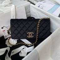 Chanel Clutch with Chain in VELVET AP3363 black 2023