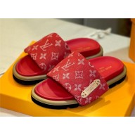 Louis Vuitton Pool Pillow Flat Comfort Mule red 2024