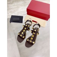 Valentino ROMAN STUD FLAT CALFSKIN SANDAL coffee 2021