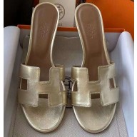 Hermes Heel 5cm Oasis Slipper Sandals in Metallic Leather Gold