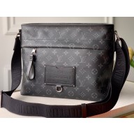 Louis Vuitton Monogram Eclipse Canvas Besace Zippée MM Bag M45216 Black 2020Louis Vuitton Monogram Eclipse Canvas Besace Zippée MM Bag M45216 Black 2020