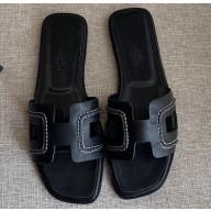 Hermes Oran Flat Slipper Sandals Black/Stitching 2020