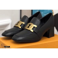 Tod's Heel 6cm Kate Pumps in leather with Chain Black