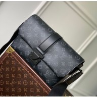 Louis Vuitton Monogram Eclipse canvas Montsouris Wearable Wallet Bag M46685 black 2024