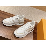 louis vuitton  Run away sneakers beige/white 2024