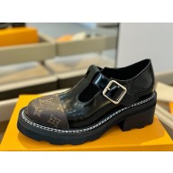 Louis Vuitton  leather loafer with buckle 04 2025