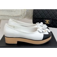 Chanel Camellia lambskin pumps heel 4cm black/white 2025
