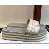 DIOR Dway Platform Slide Embroidered Cotton 04 2025
