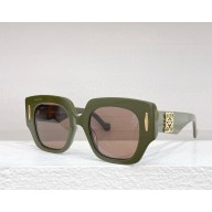 Loewe Sunglasses LW40129U 01 2025