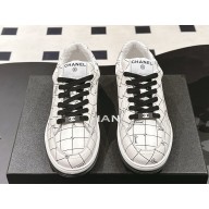 Chanel Sneakers Calfskin 041405 white & black 2025