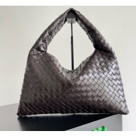 Bottega Veneta Hop Shoulder bag with Intrecciato craftsmanship in calf leather Fondant 2025
