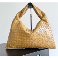 Bottega Veneta Hop Shoulder bag with Intrecciato craftsmanship in calf leather Dark praline 2025
