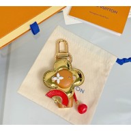 Louis Vuitton M02349 Vivienne Candy Heart Bag Charm red 2025
