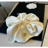 Chanel Hair Accessory 060921 2025