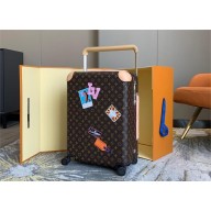 louis vuitton My LV World Tour Horizon 55 suitcase in monogram canvas 03 2023