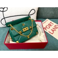 valentino MEDIUM ROMAN STUD THE SHOULDER BAG IN NAPPA WITH CHAIN green 2022