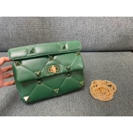 Valentino Medium Roman Stud The Shoulder Bag With Chain And Enameled Studs green 2022