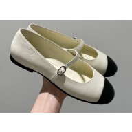 Chanel Ballerinas G38897 Lambskin Ivory/Black 2022