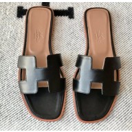 Hermes Oran Flat Sandals in Swift Box Calfskin 79